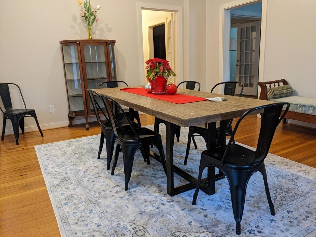 Spacious 3br Apt In Grand Old Home, Downtown Durham view 3