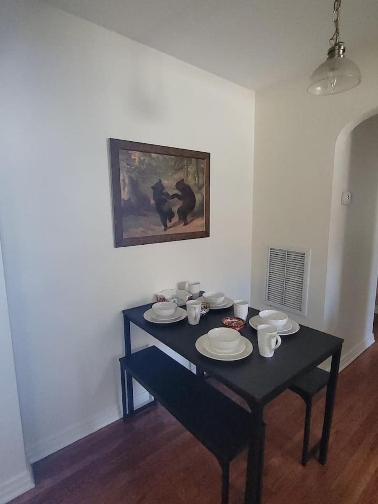 Lakeview Apt at Crescent Lake view 4