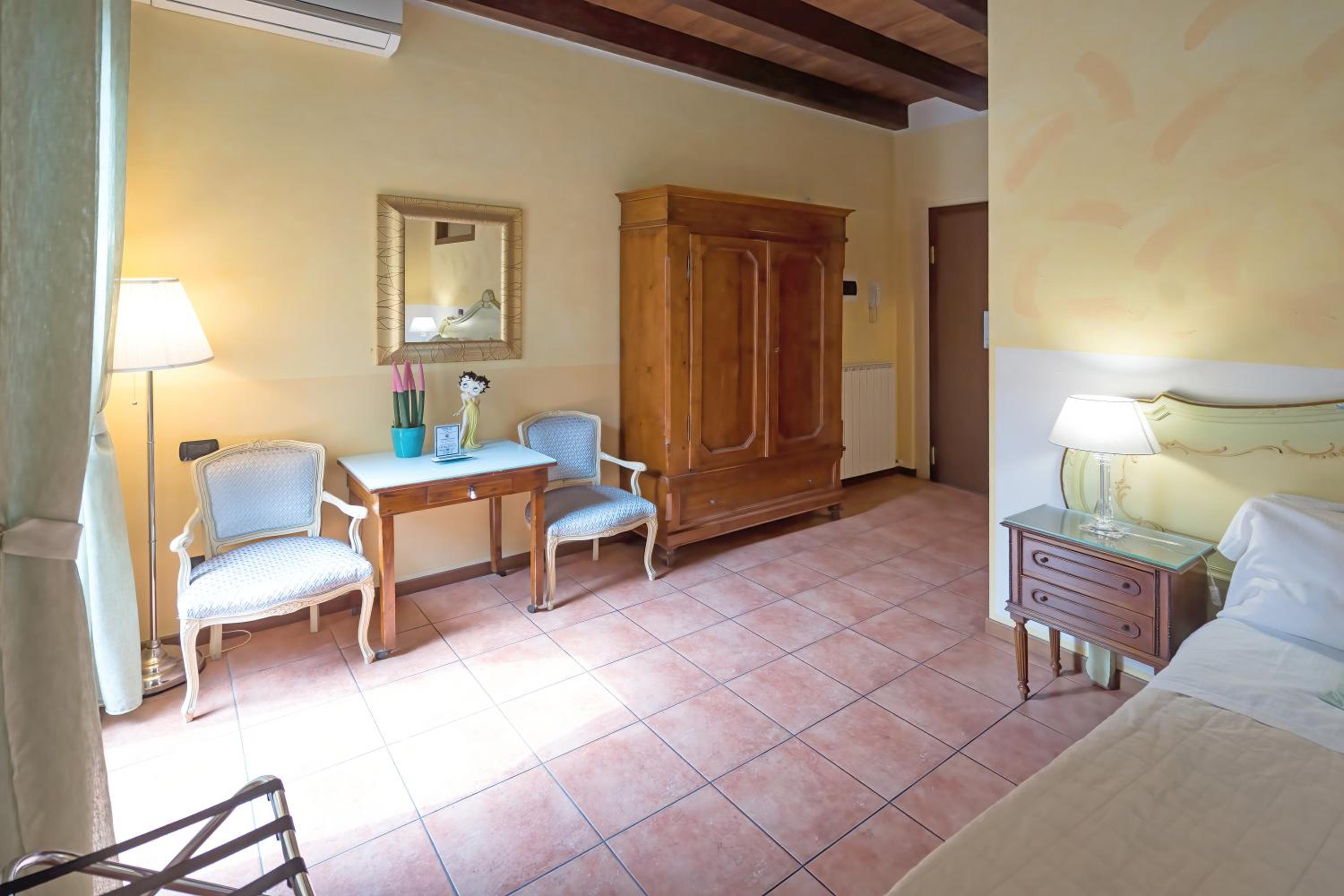 Veronetta House