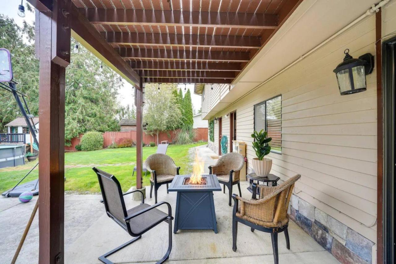 170 Massive 4 bedroom with Hot Tub view 5