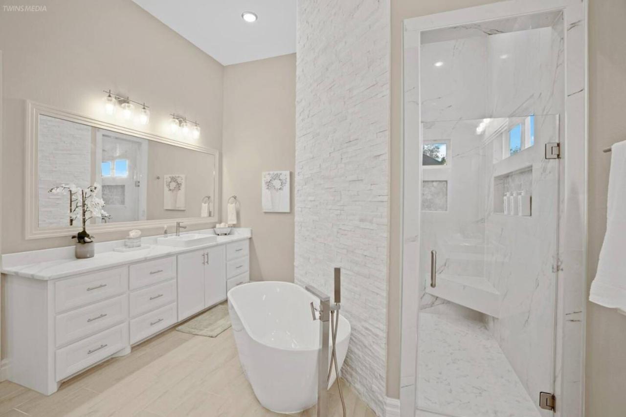 5 Bedrooms Fenced yard New Construction view 4