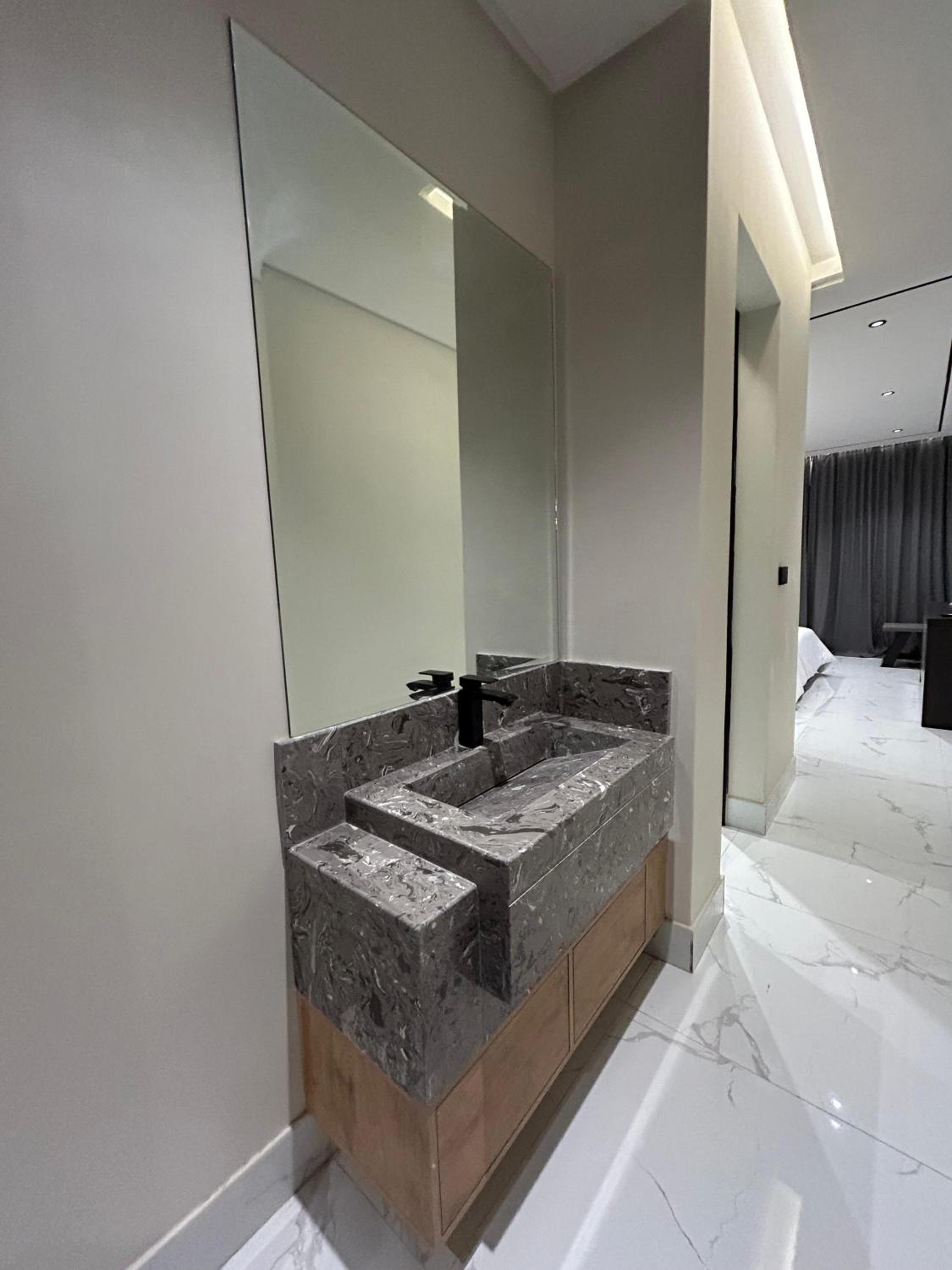 Luxurious Studio