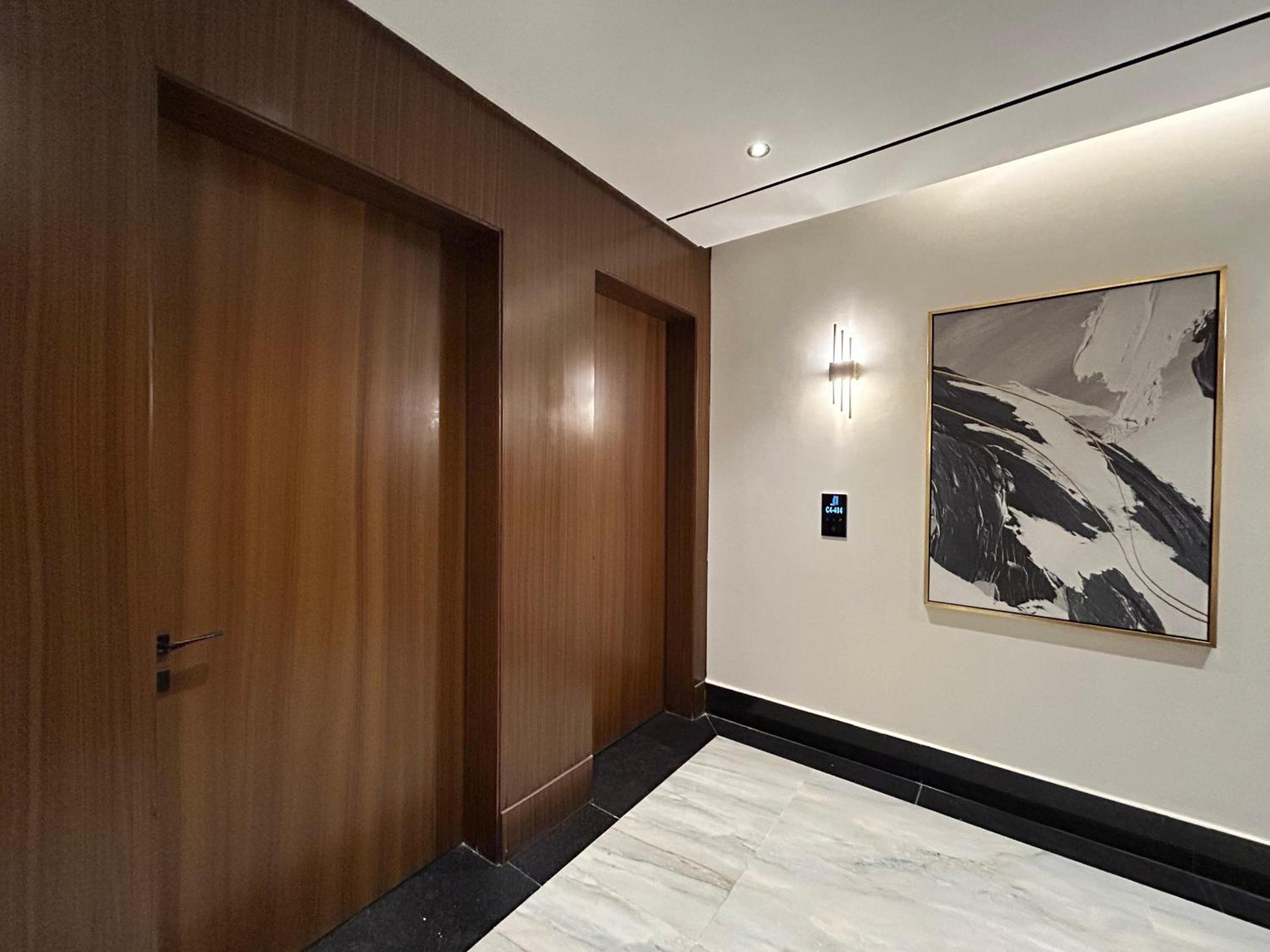 Luxurious Studio
