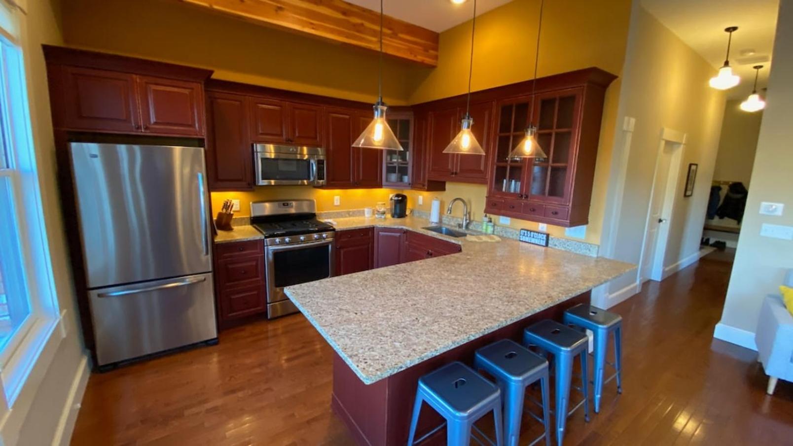 Ednas Place, Downtown Salida view 3