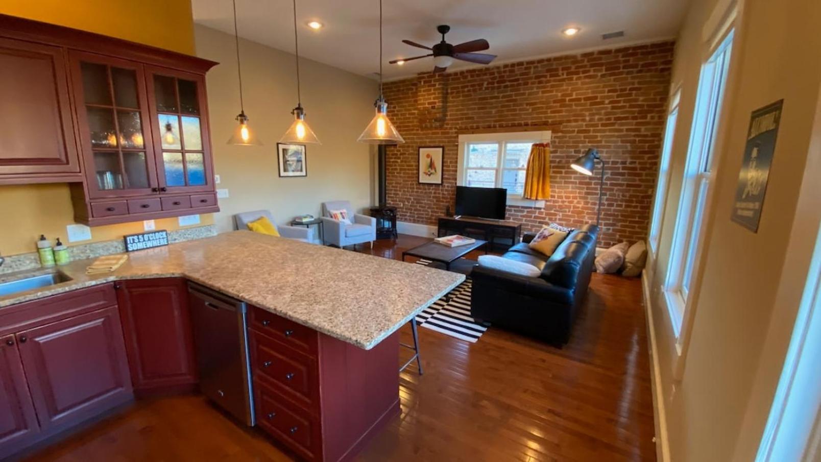 Ednas Place, Downtown Salida view 4