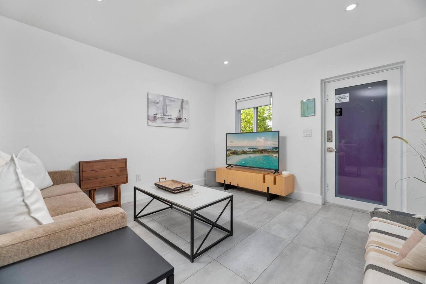 The Downtown Retreat 1