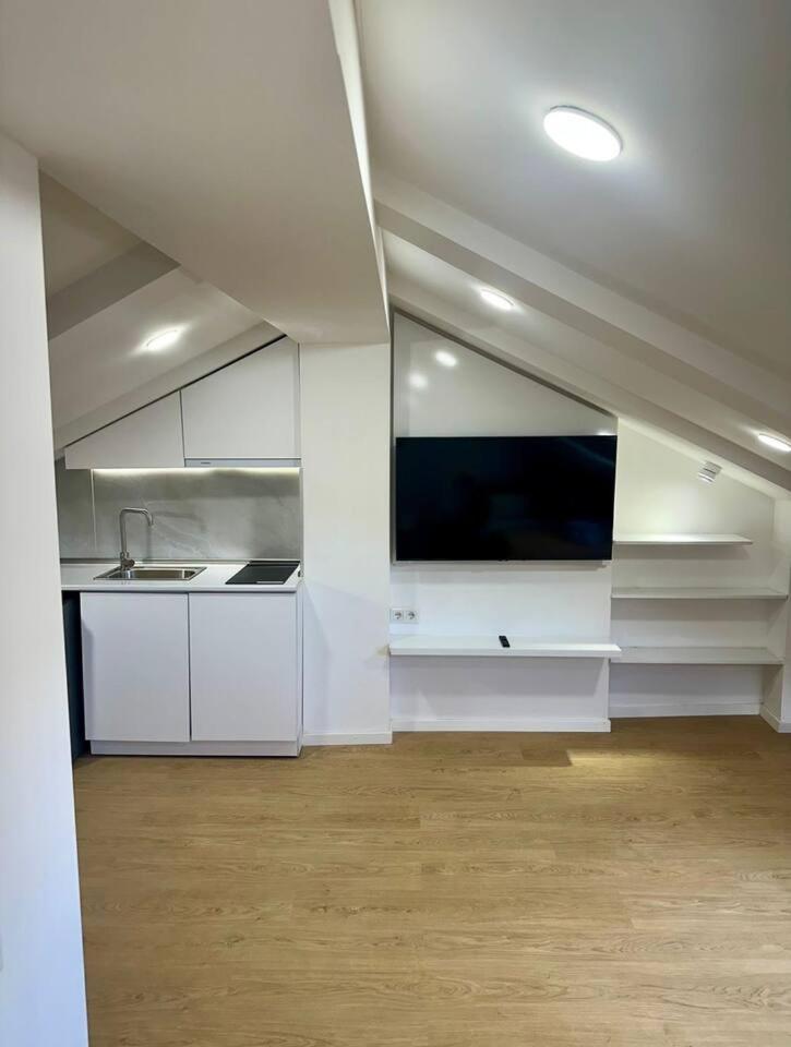 Timeless Touch - Modern Studio in Old Tbilisi view 3