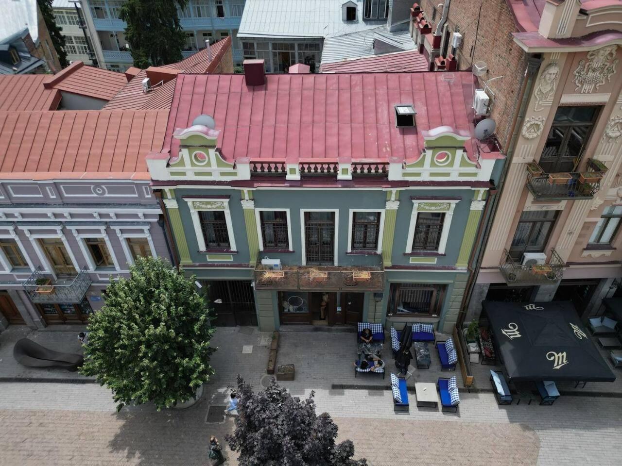 Timeless Touch - Modern Studio in Old Tbilisi view 4