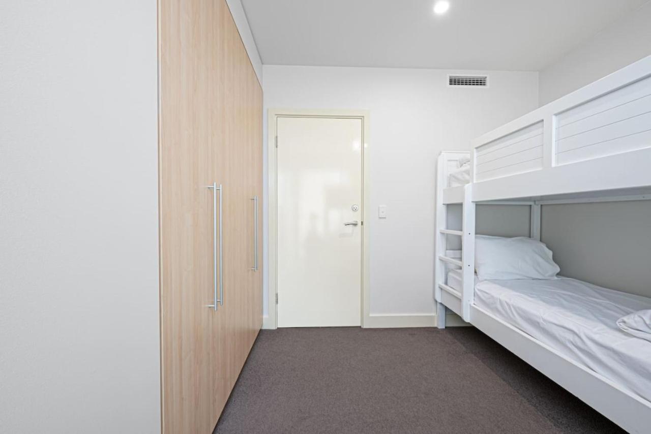 Beachfront Serenity Glenelg