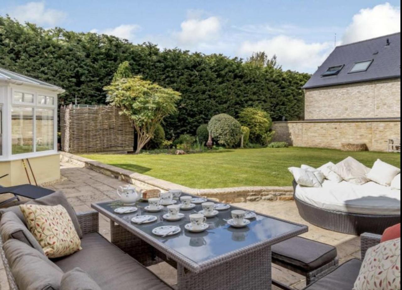 Elm Grove Cottage view 5