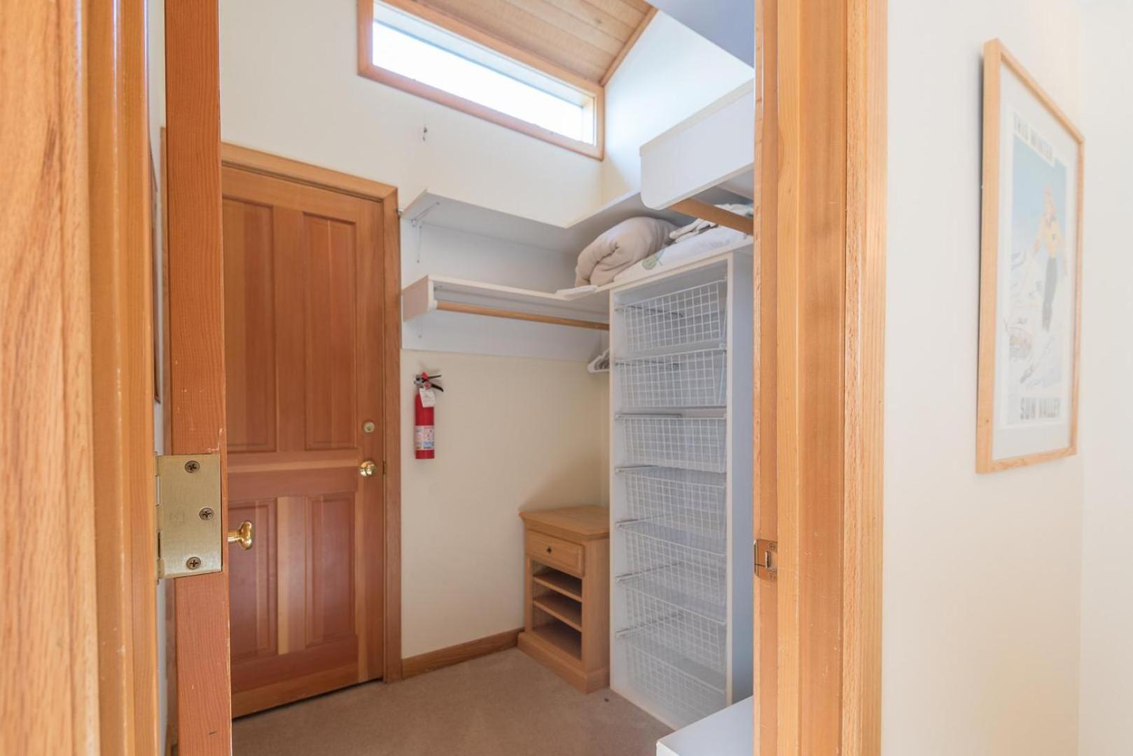 Ketchum Vacations - Greyhawk Condo 09 - Property Image 5