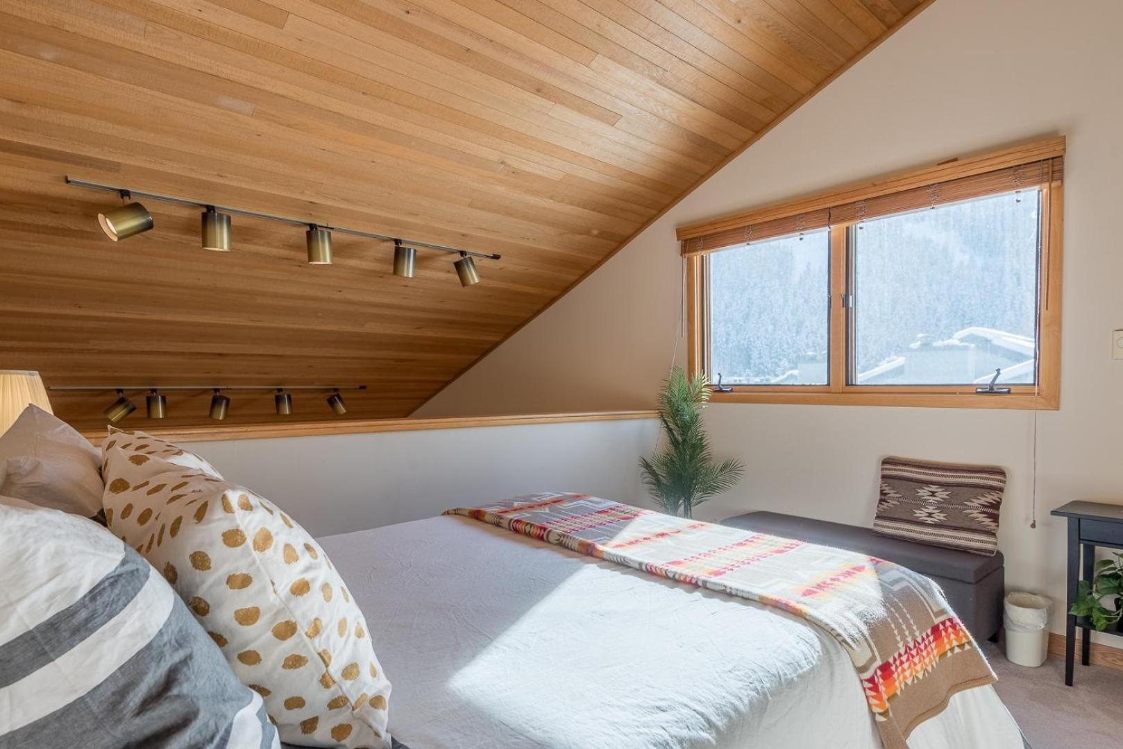 Ketchum Vacations - Greyhawk Condo 09 - Property Image 6