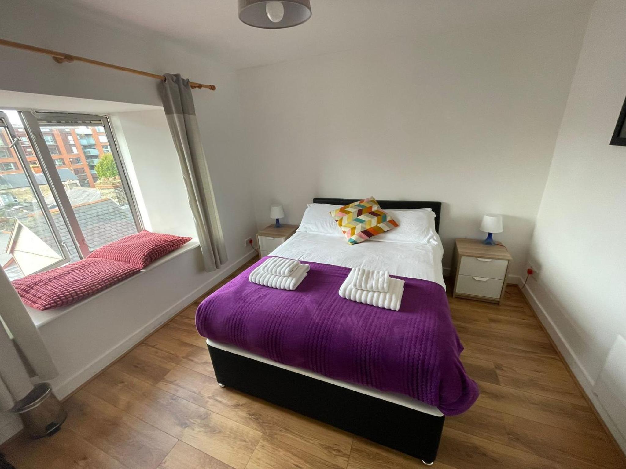Spacious 3-Bed Apt in Dublin Center