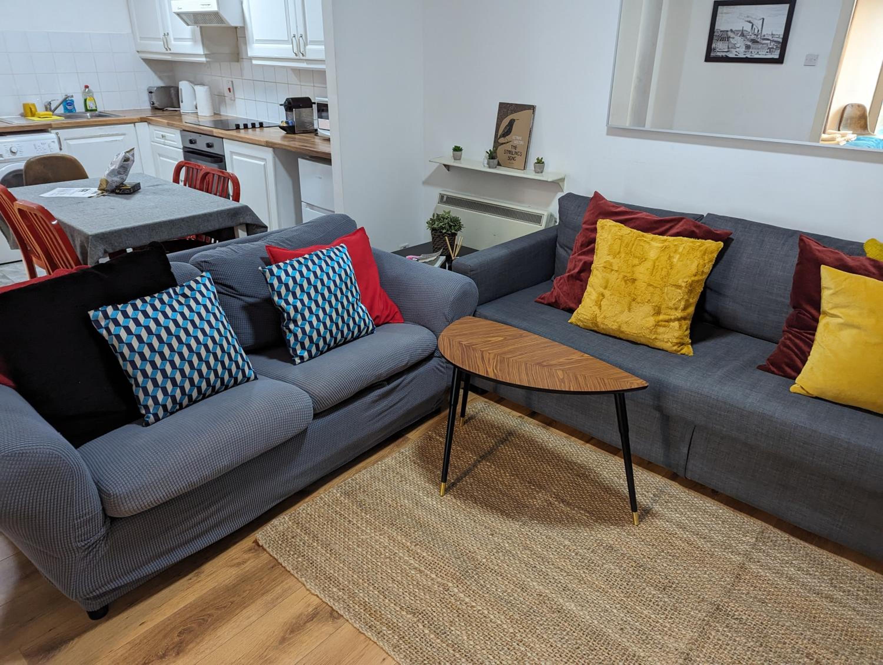 Spacious 3-Bed Apt in Dublin Center