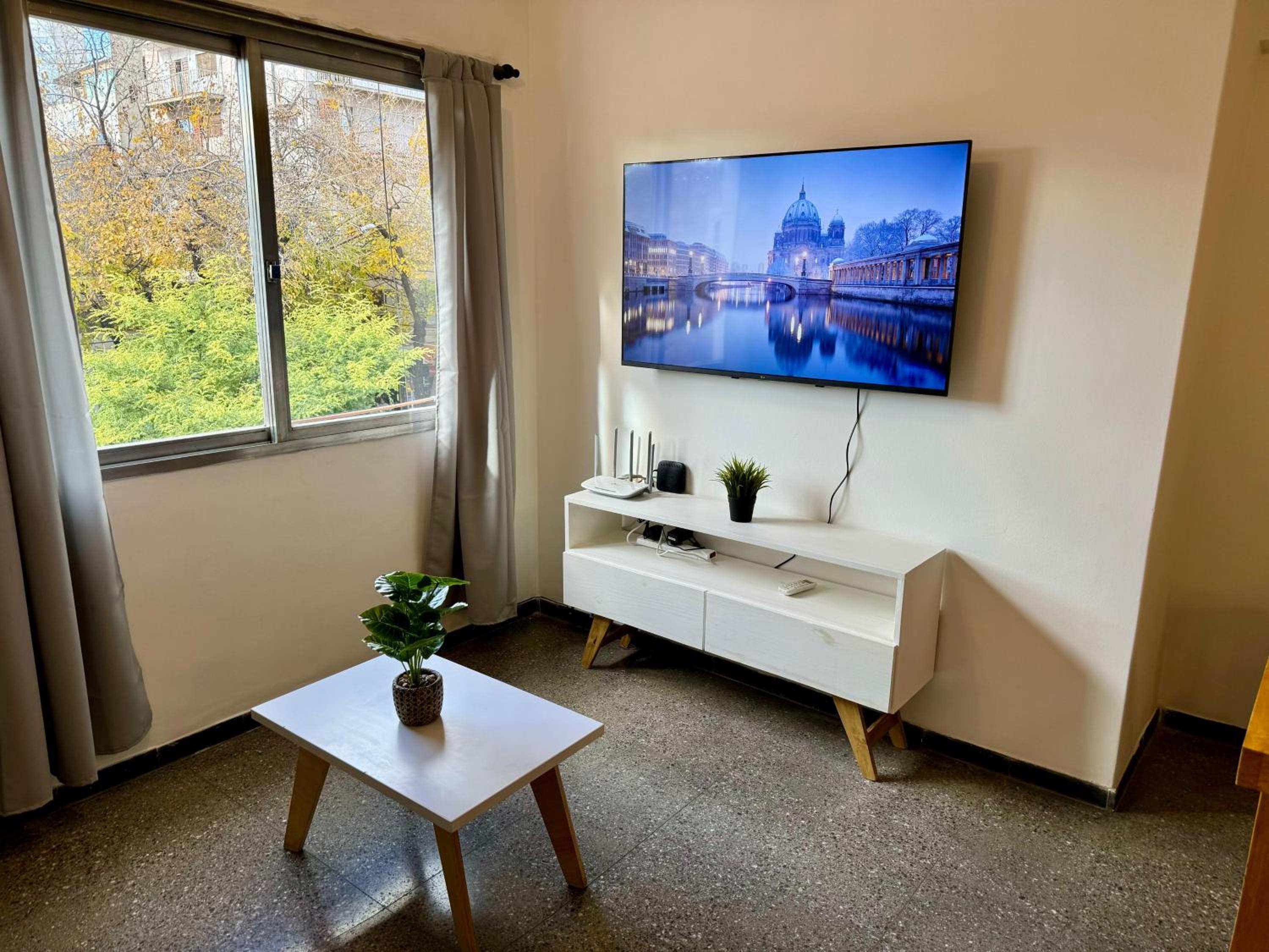 Modern Studio in City Center