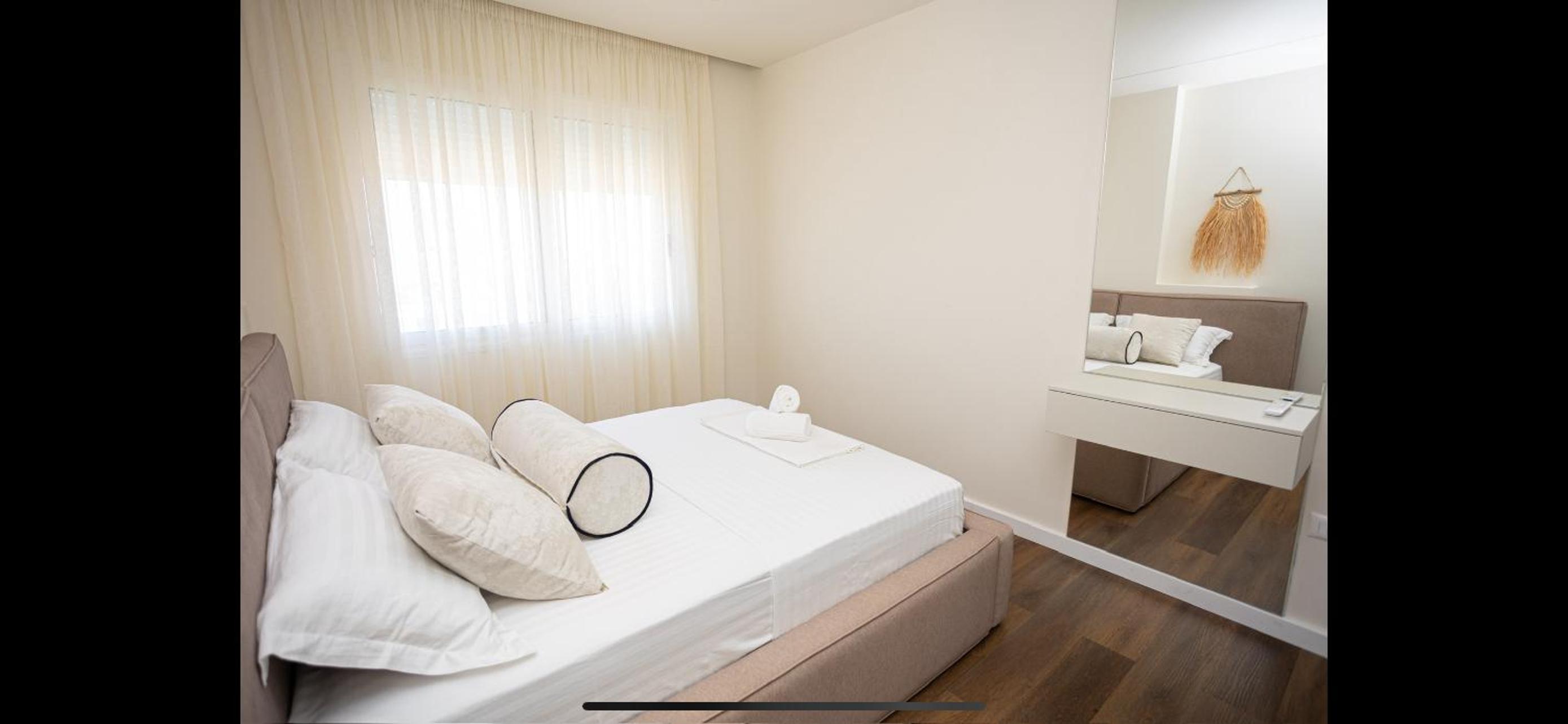 Iunn apartments