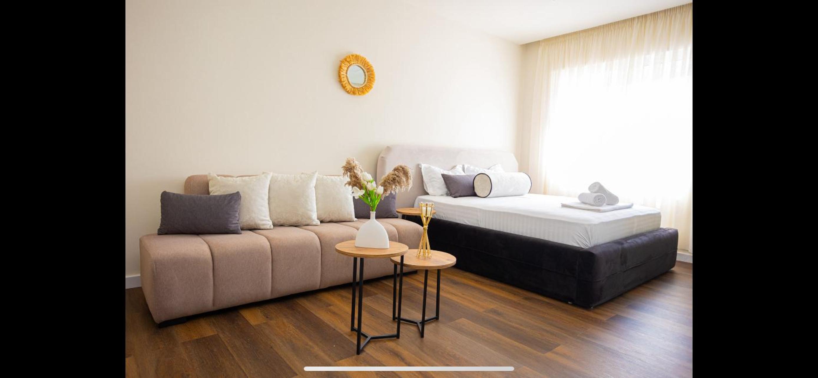 Iunn apartments