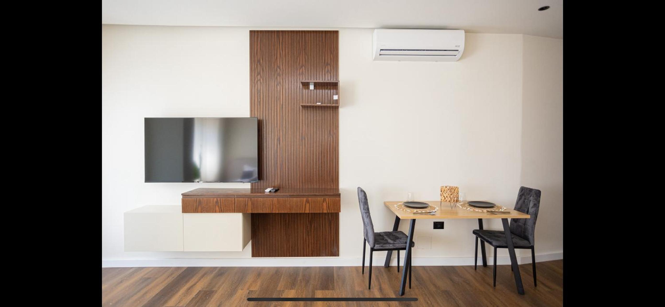 Iunn apartments