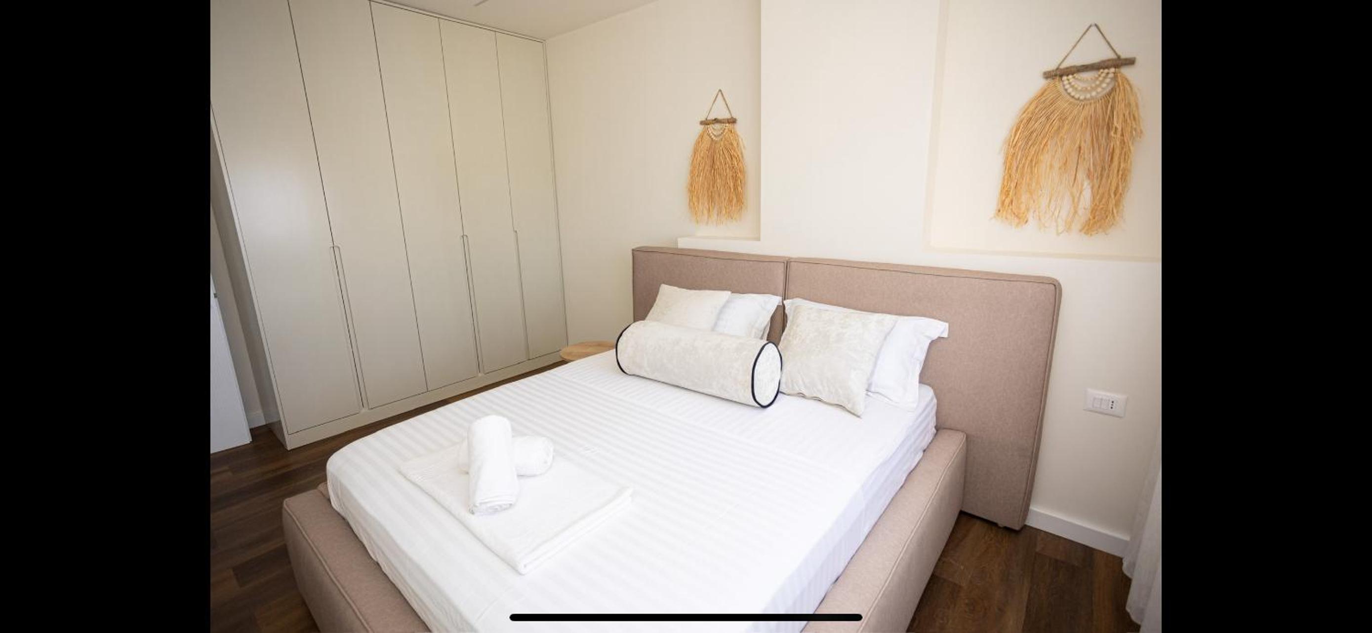 Iunn apartments