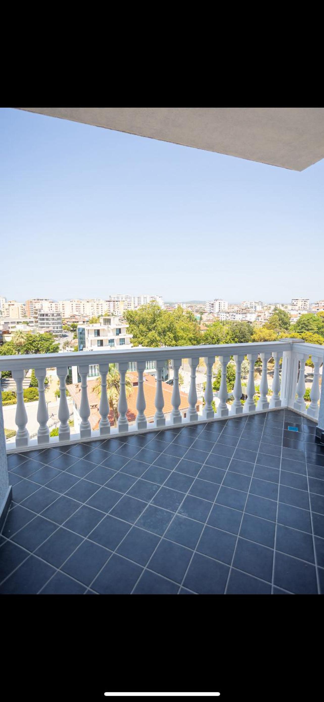 Iunn apartments