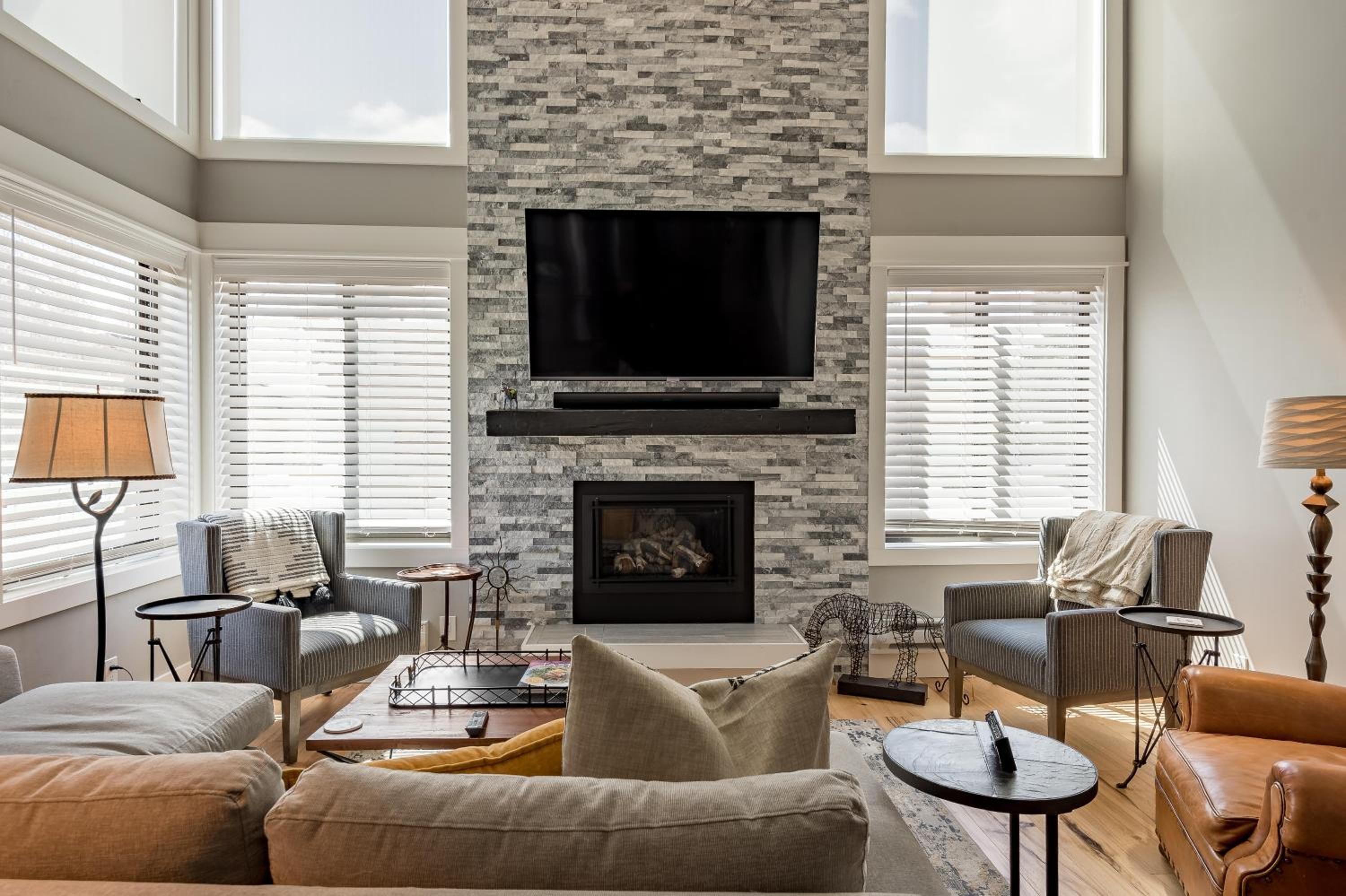 Creekside Condo 1279 - Property Image 3