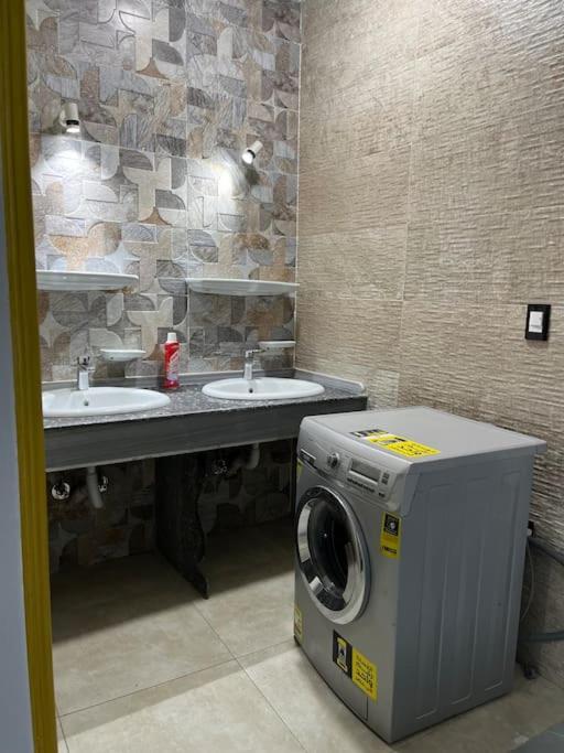 spacious apartment in The 5th Settlement