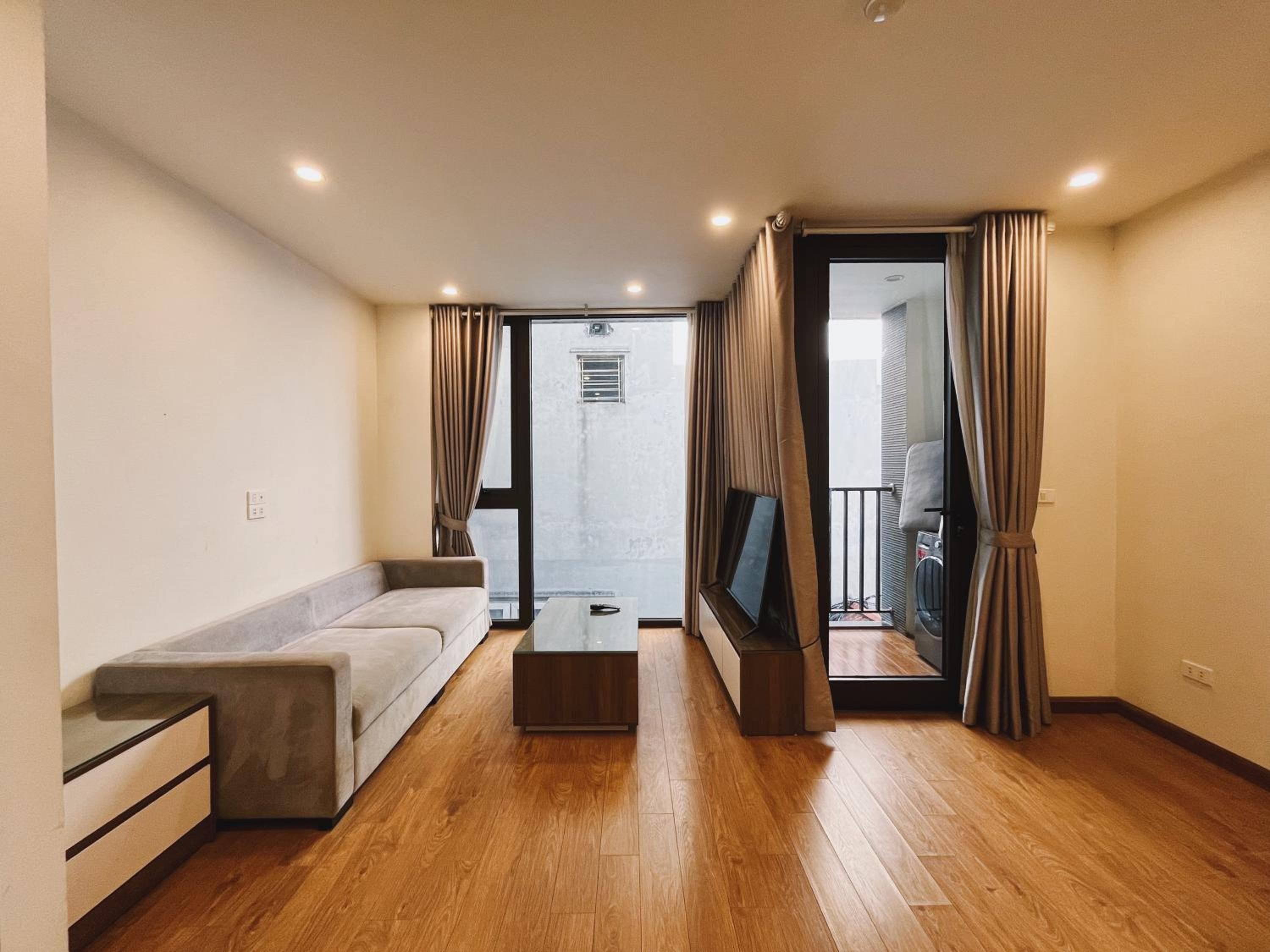 Hanoi Home 4 - Cheap price 2 bedroom Apartment near West lake