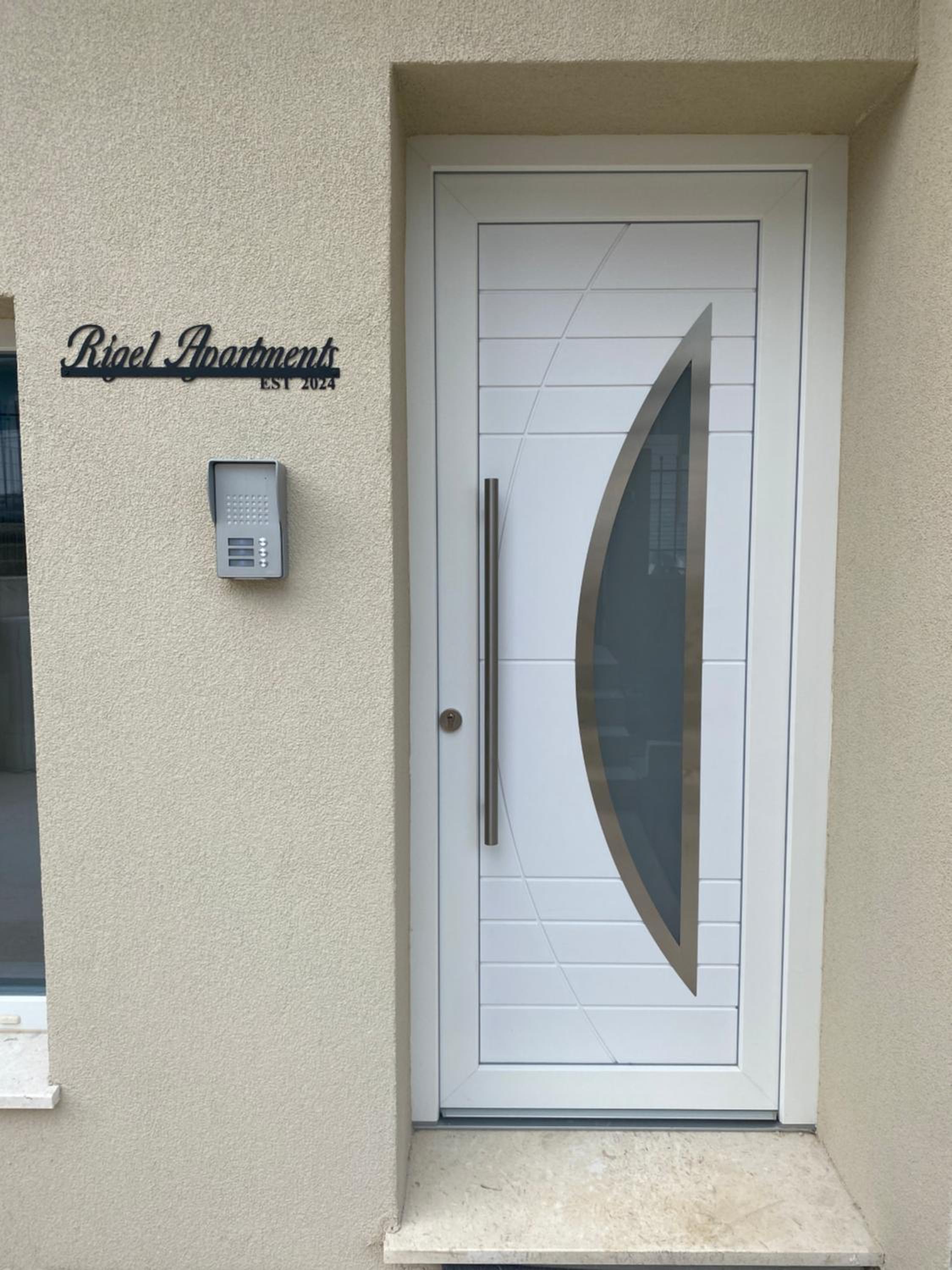 Rigel Apartments 3 photo 5