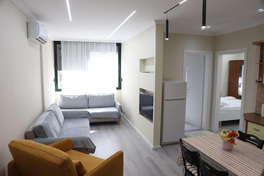 Sea Side Apartment