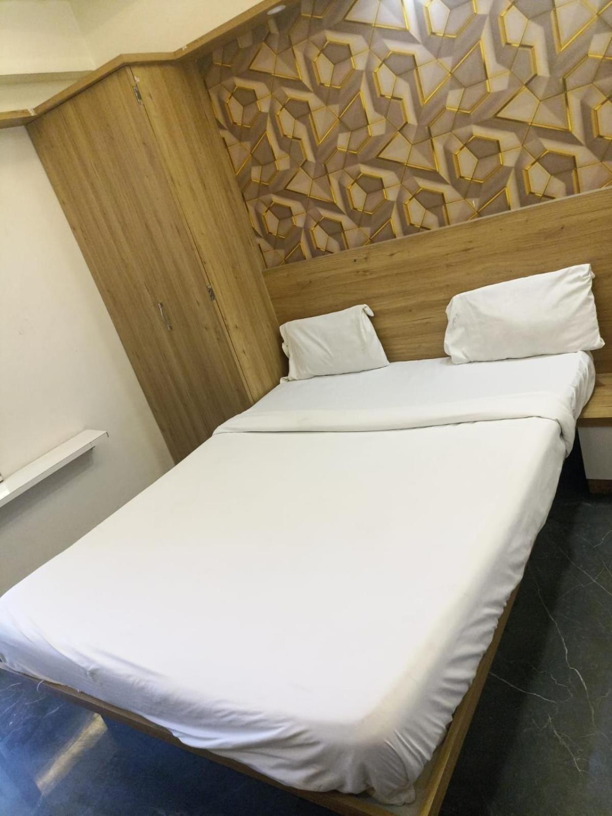 Galaxy airport inn view 3