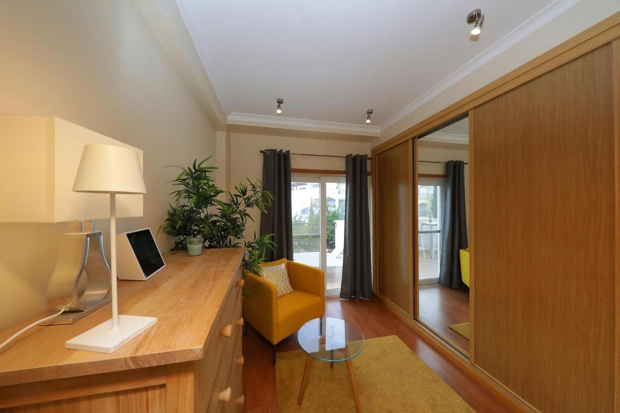 Casa Pips-elegant 3 Bed House In O Pomar Resort view 5