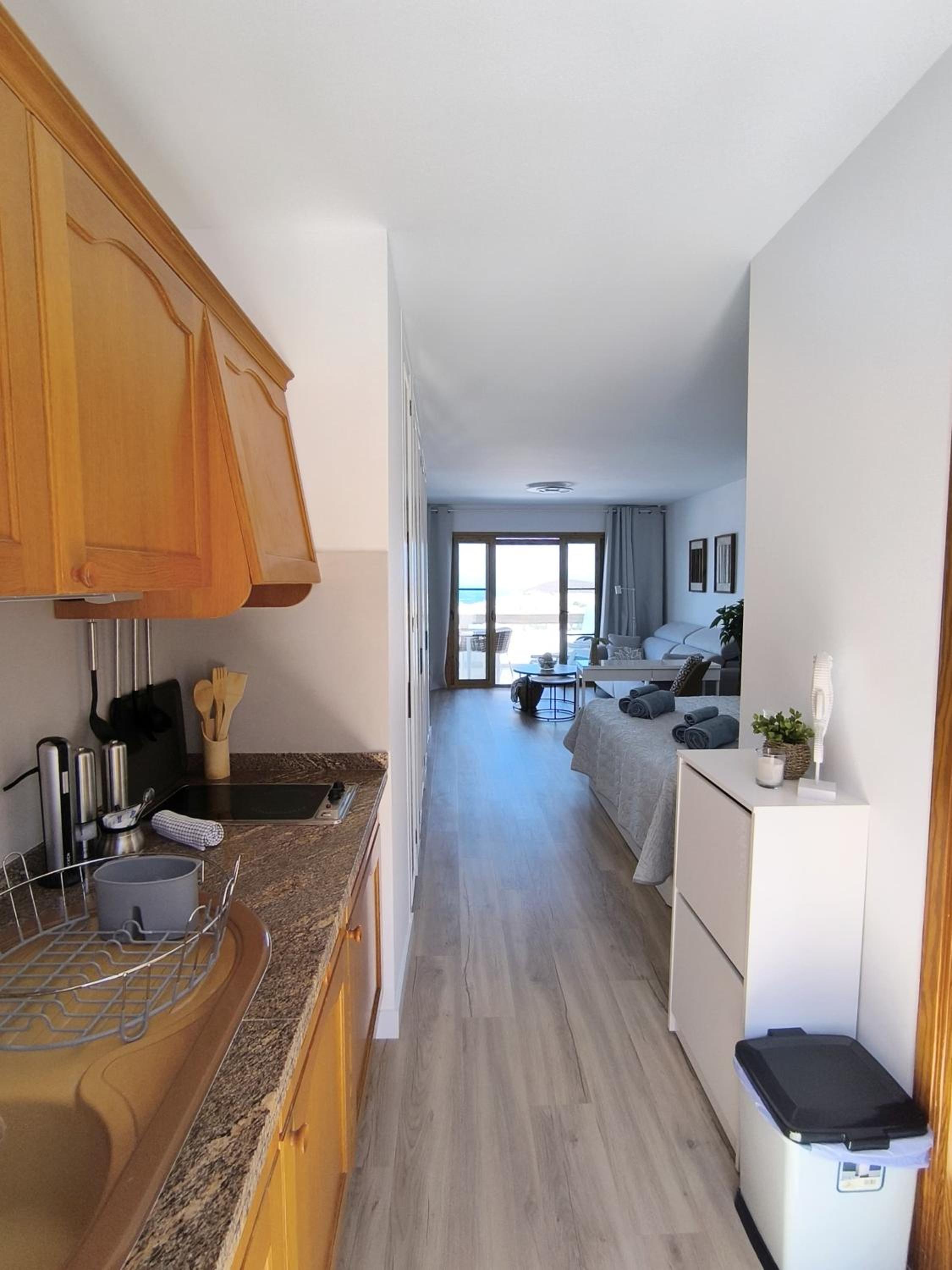 Los Cristianos - breathtaking view, AC, heated pool, fibre net photo 4