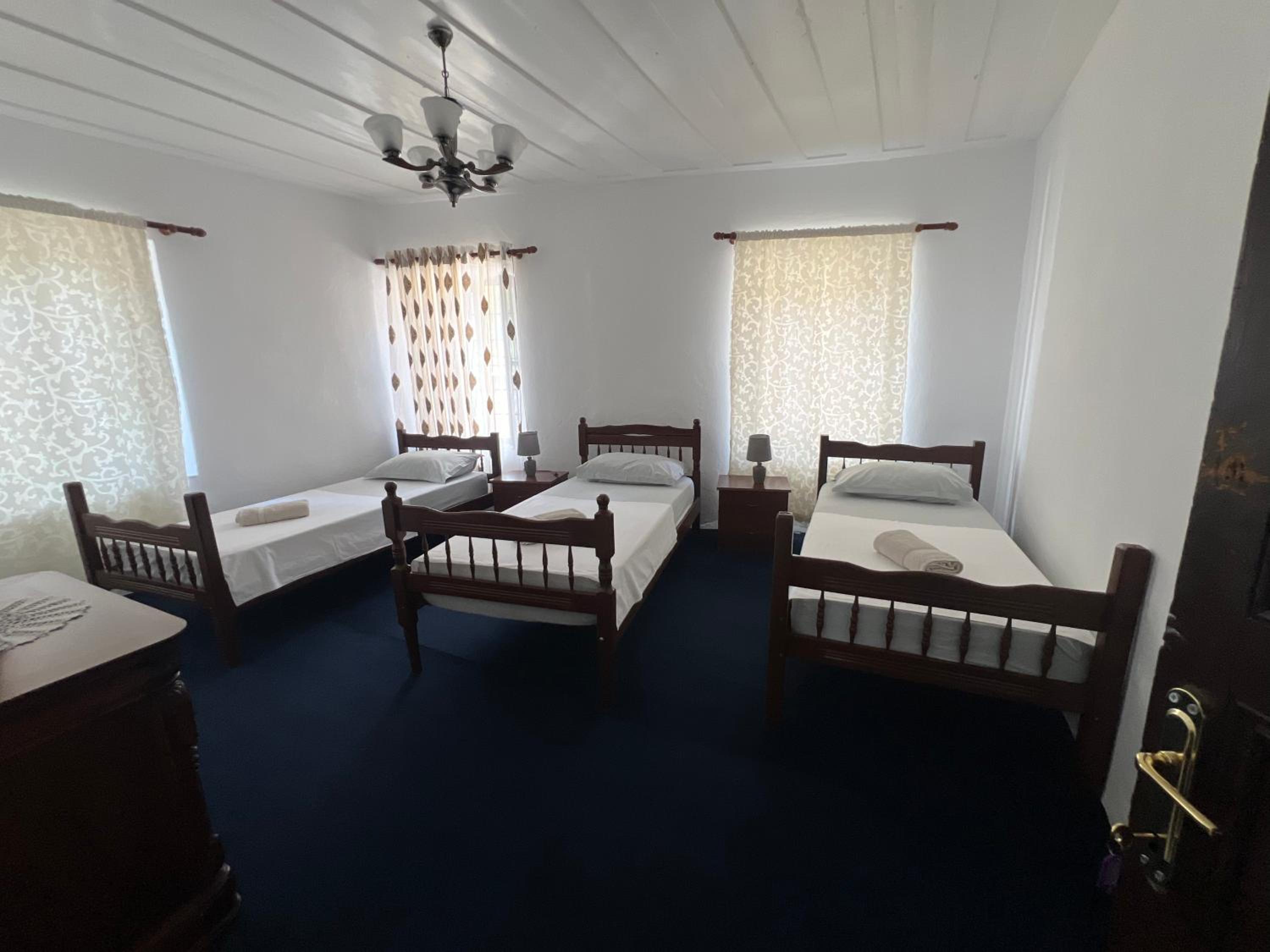 oneTwoSleep GuestHouse