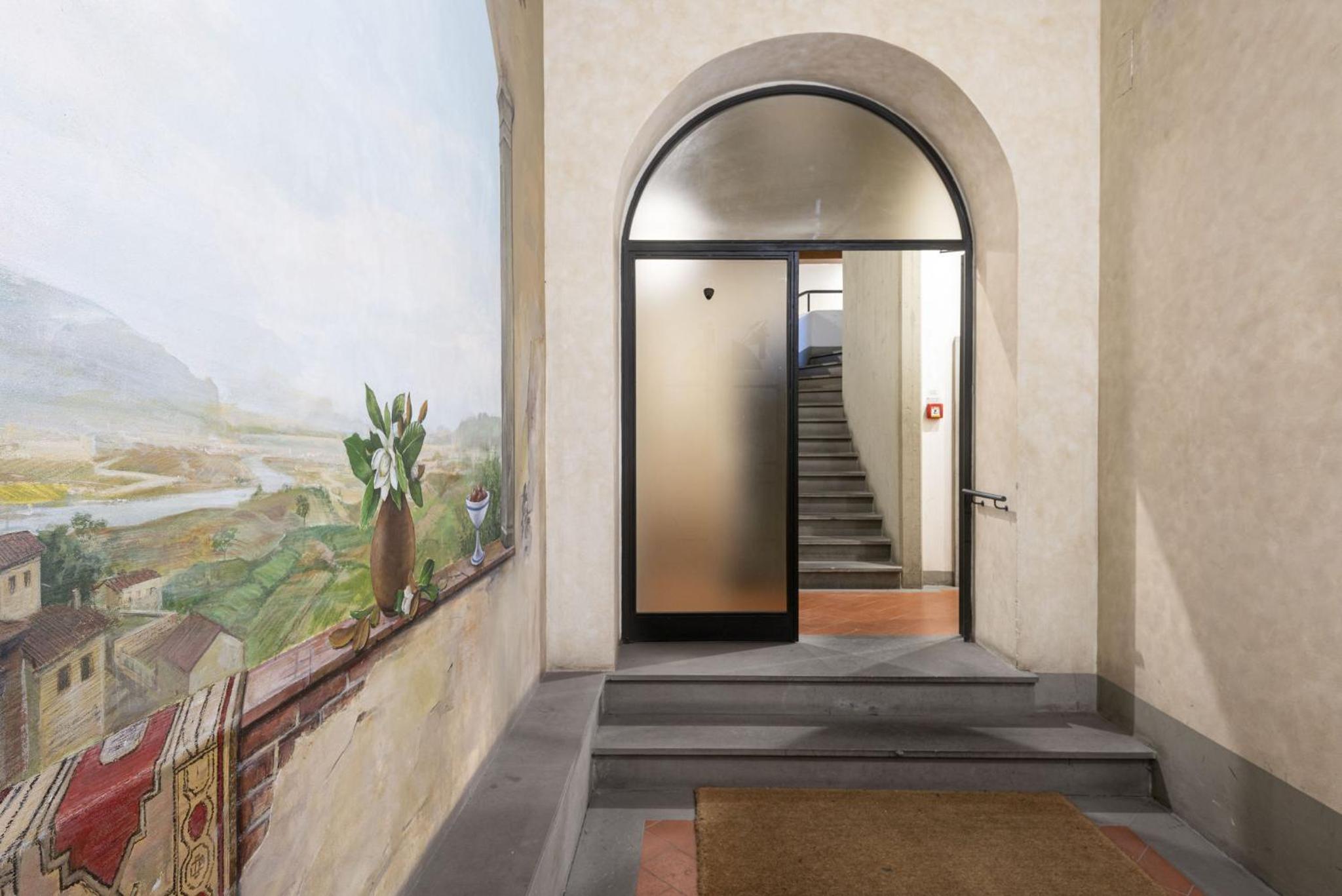 Signoria Apartment with patio