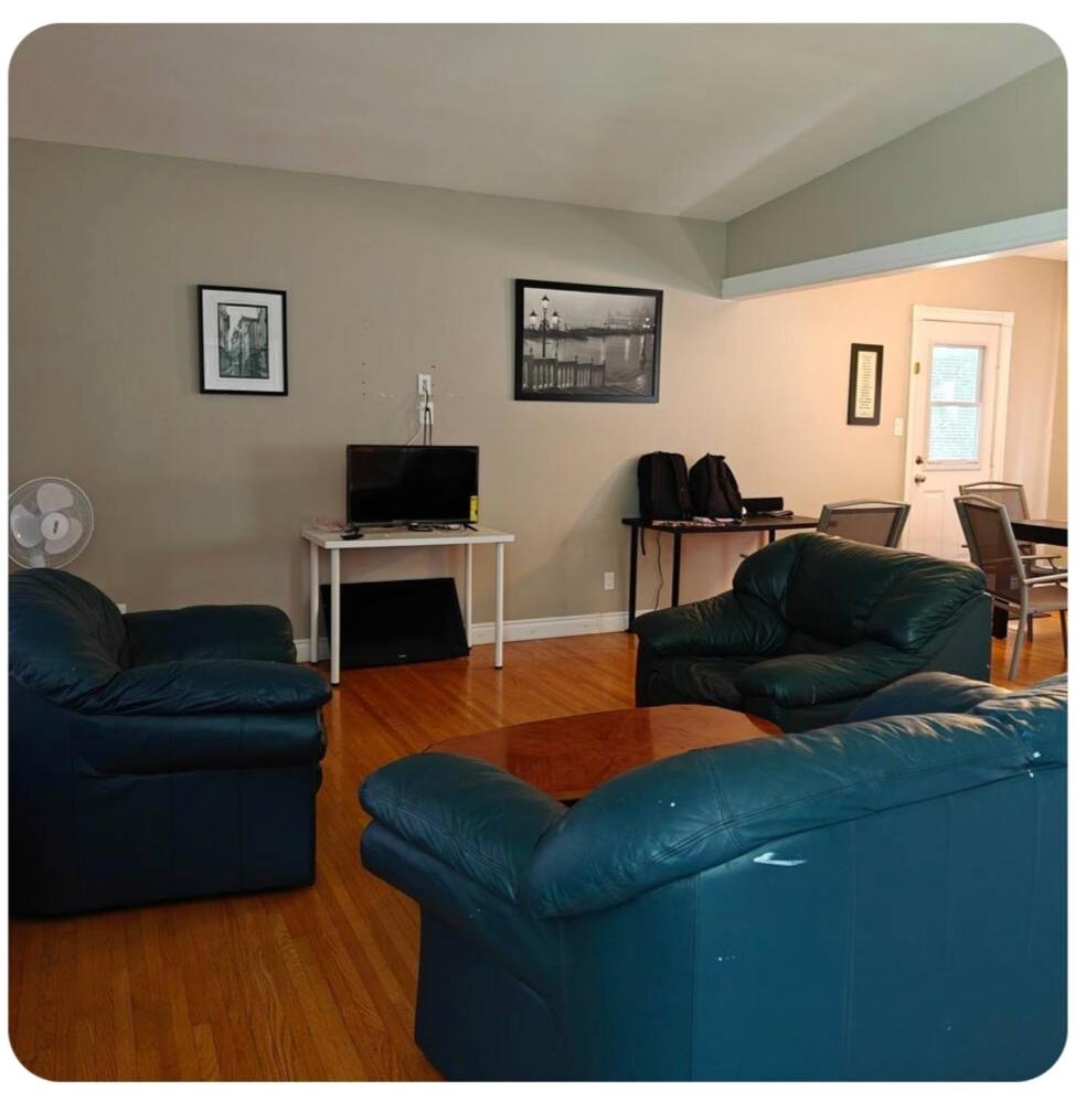 Lina's Place1