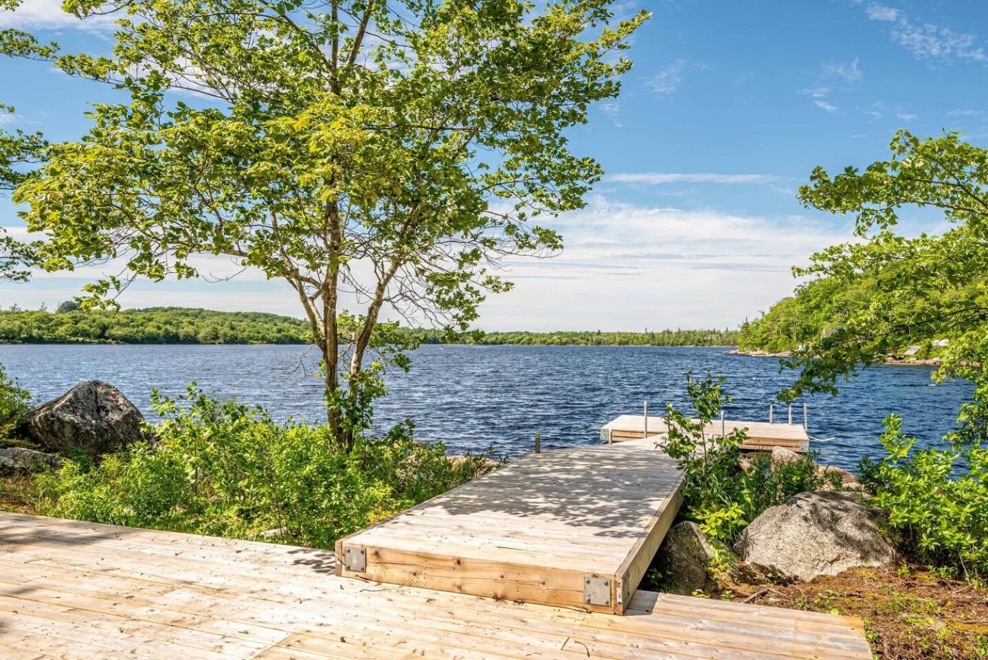 Private Getaway on McGrath Lake