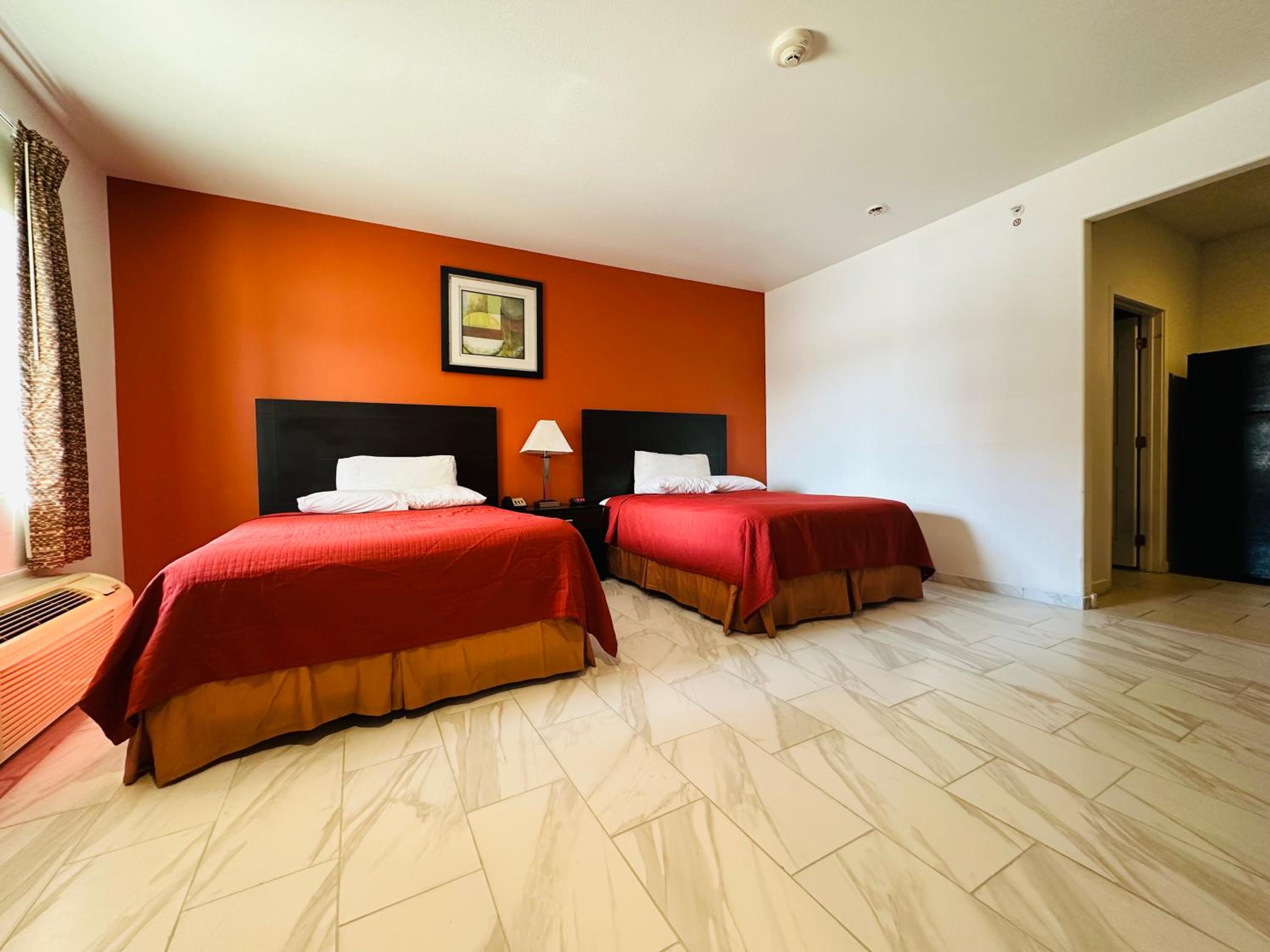 Lux Inn and Suites