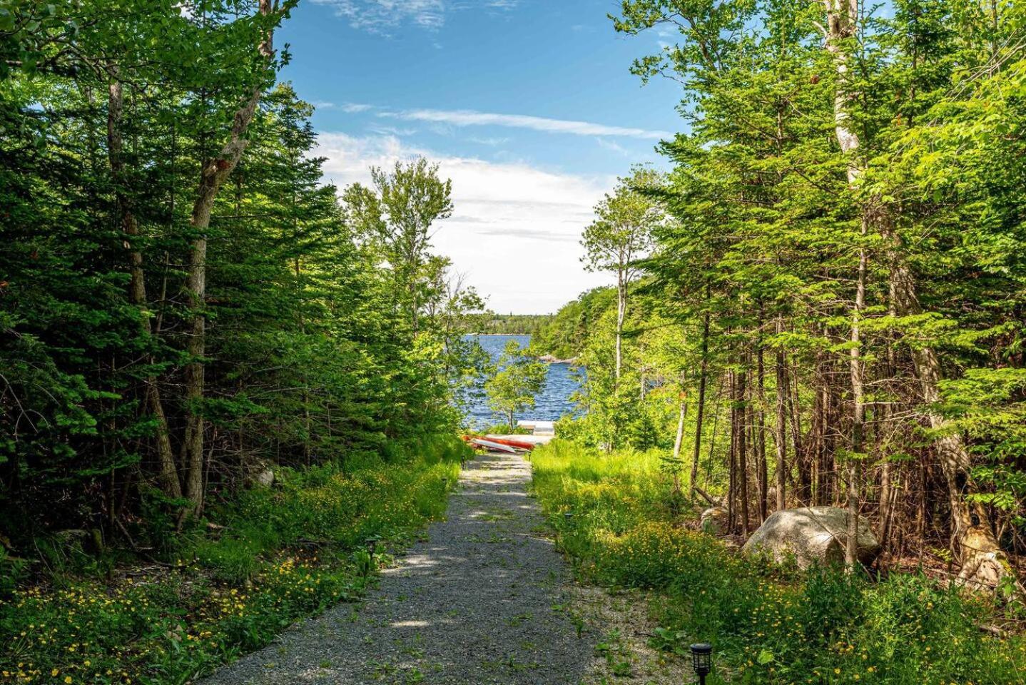 Private Getaway on McGrath Lake