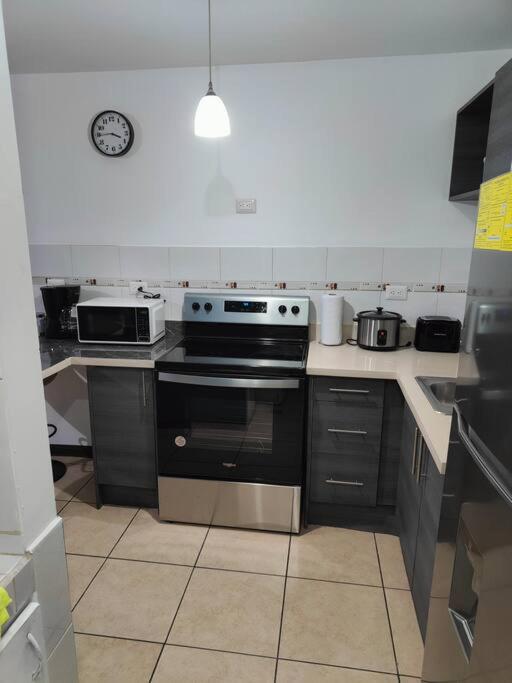 Apartamento de 3 habitaciones super espacioso un Oasis en San Jose