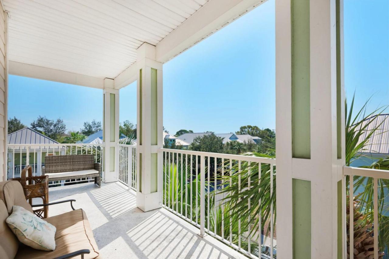Skips Corner Pet Friendly Beach Trolley view 3