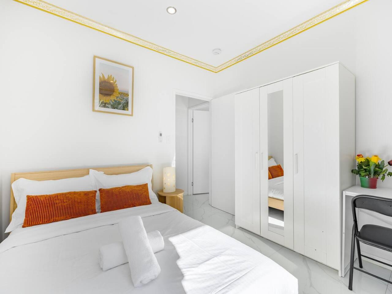Walkable Convenience Dual Studio Cannon Hill