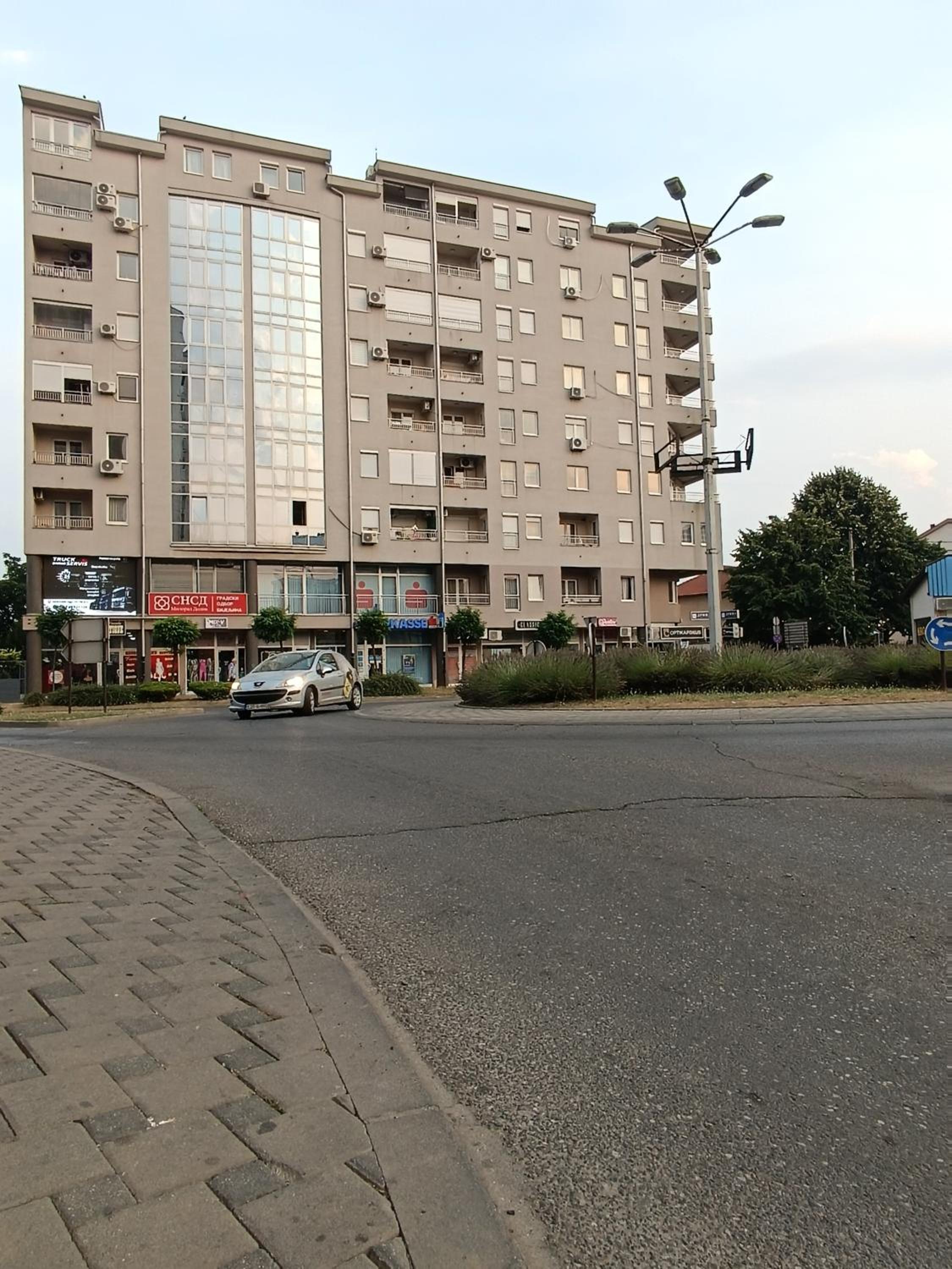 Top Center Apartment