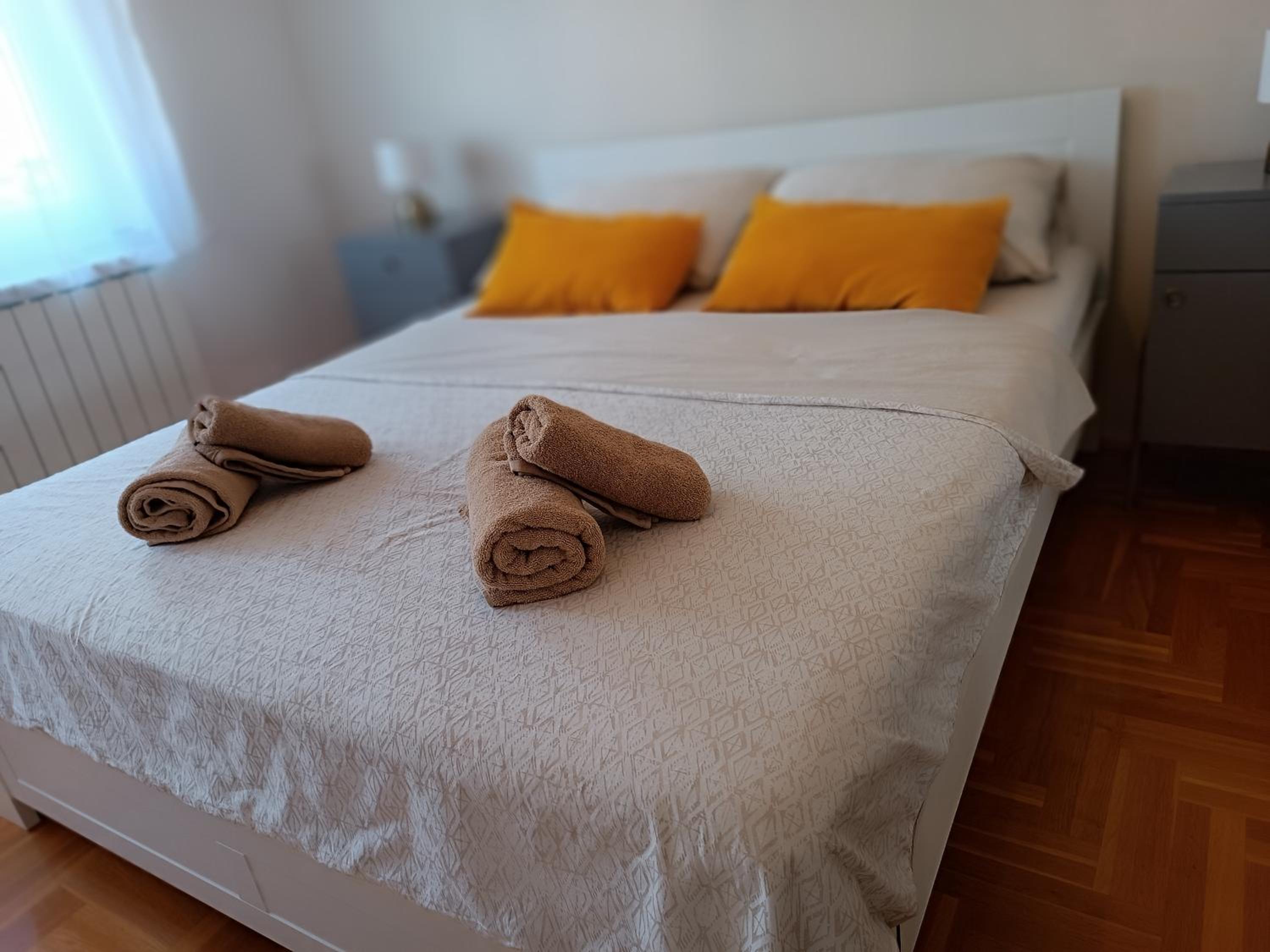Top Center Apartment