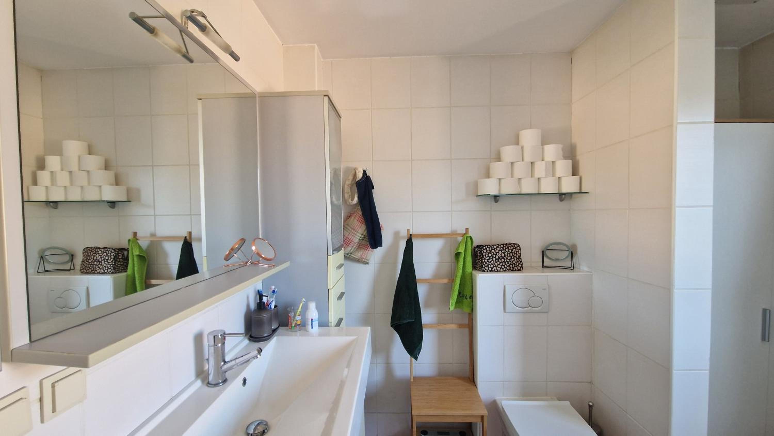 Charming House with Garden and Jacuzzi in Vienna