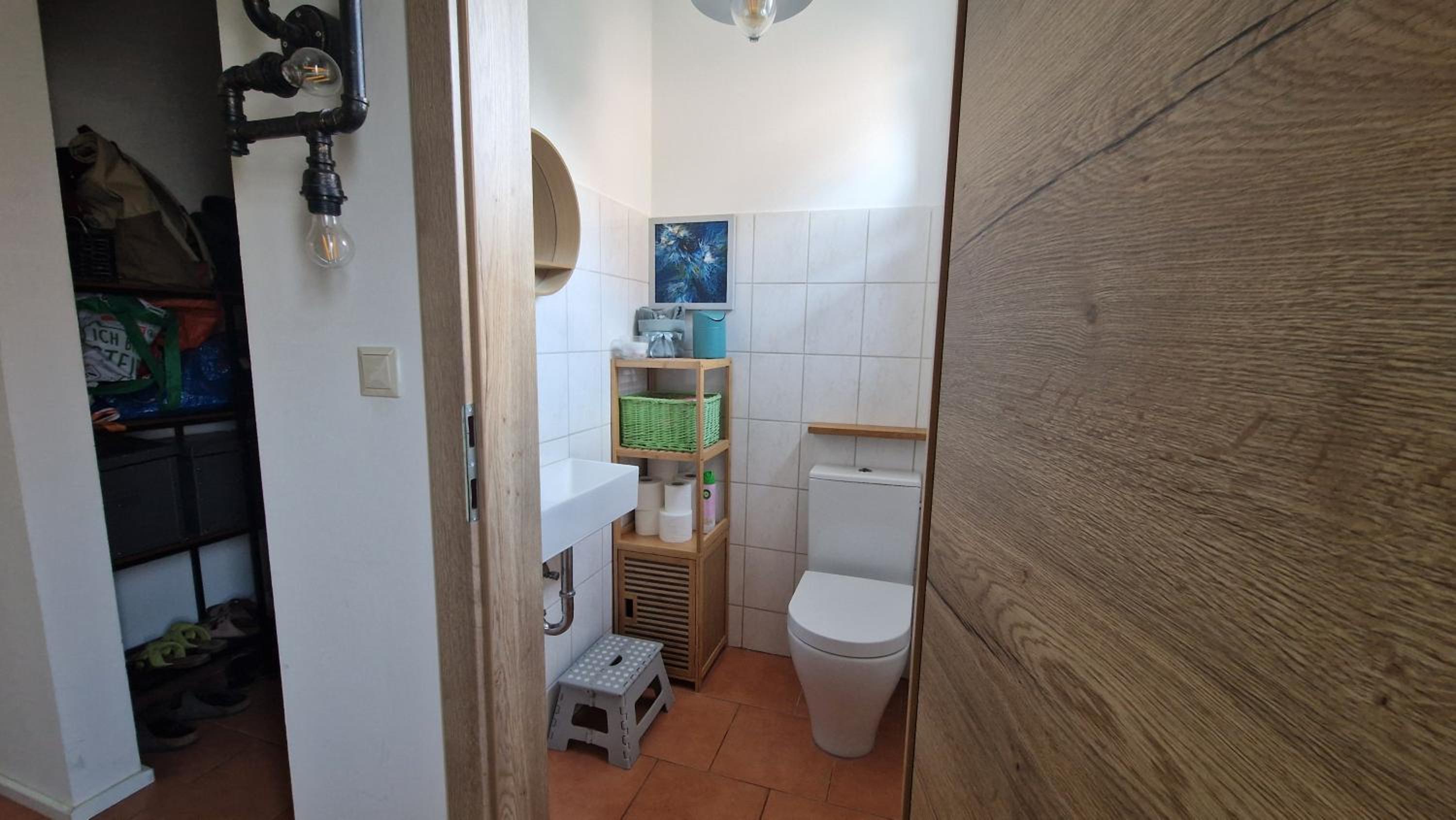 Charming House with Garden and Jacuzzi in Vienna