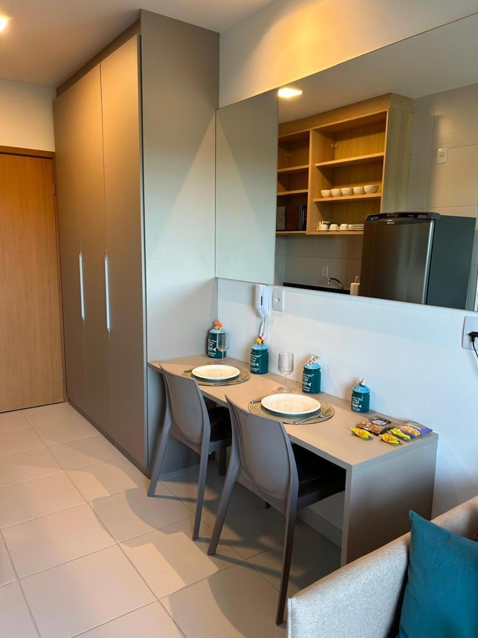 Flat Muro Alto Makia