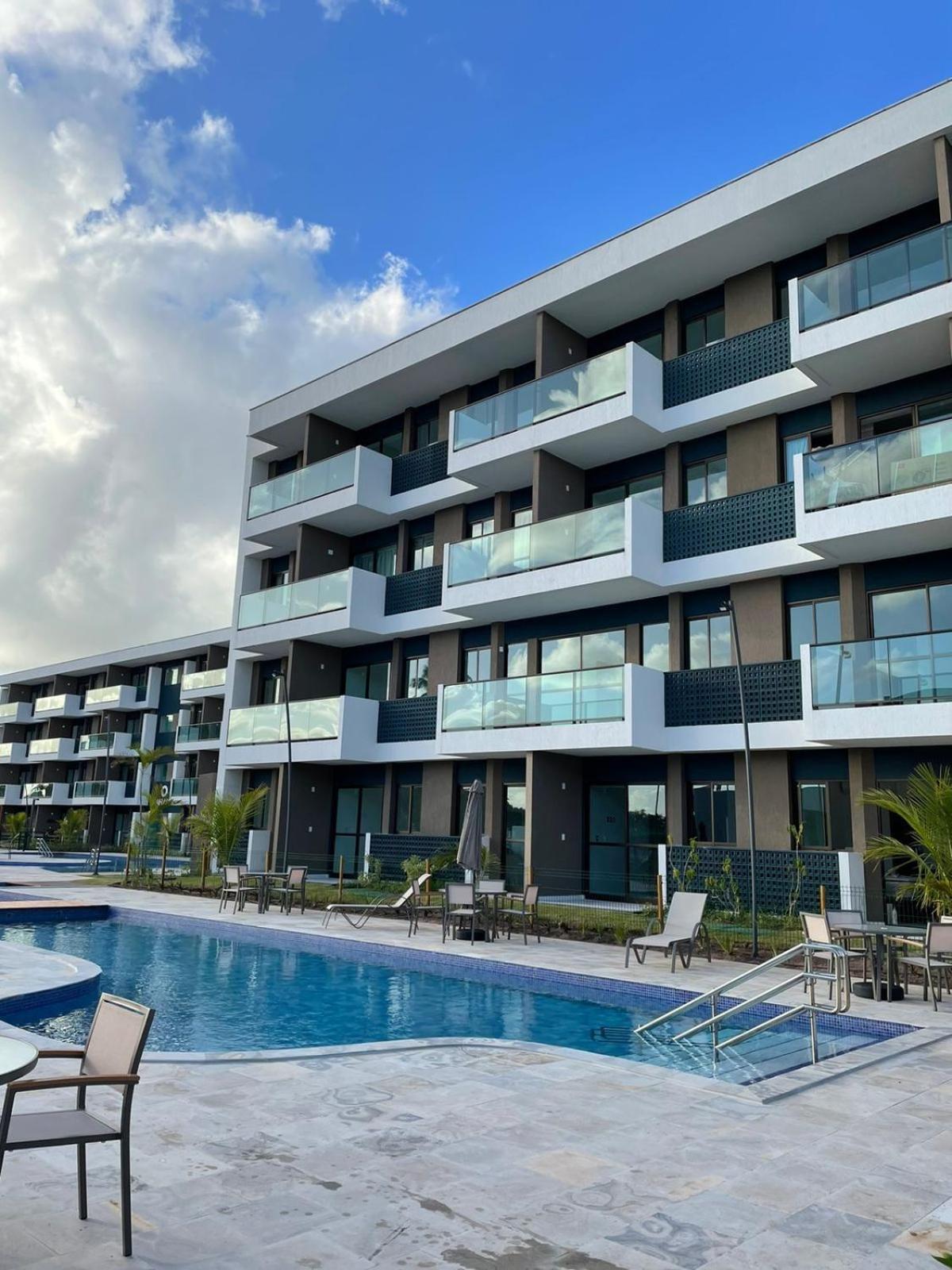 Flat Muro Alto Makia