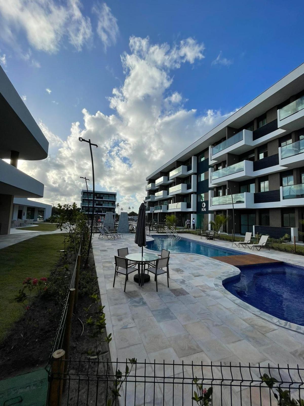 Flat Muro Alto Makia