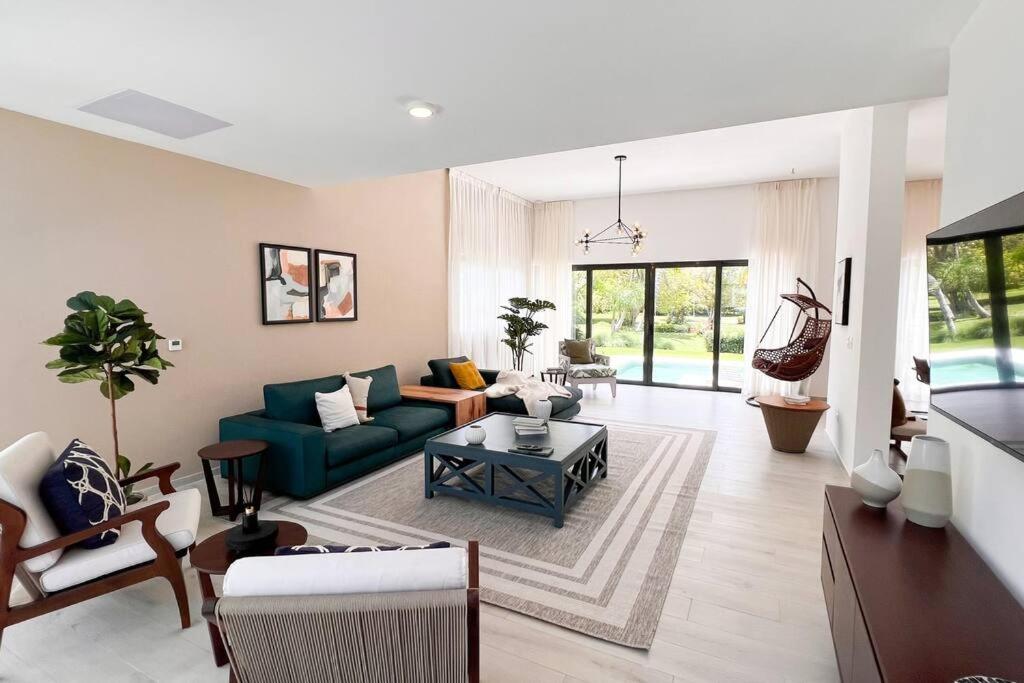 New Luxury Villa Cocotal Golf