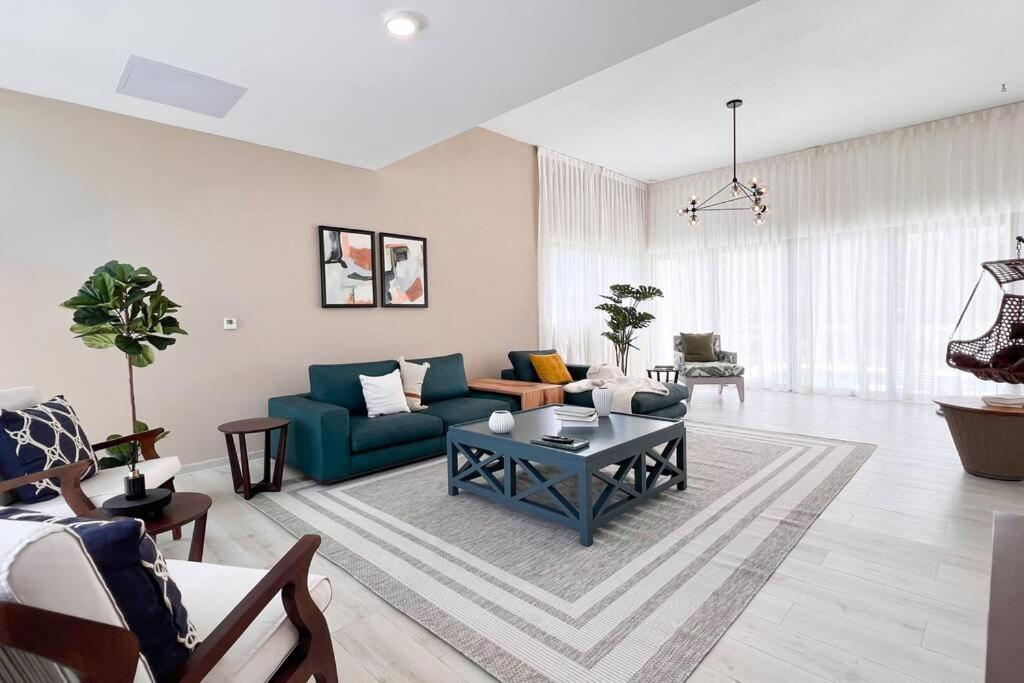 New Luxury Villa Cocotal Golf